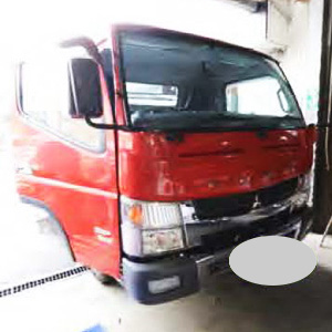 トラック正面画像